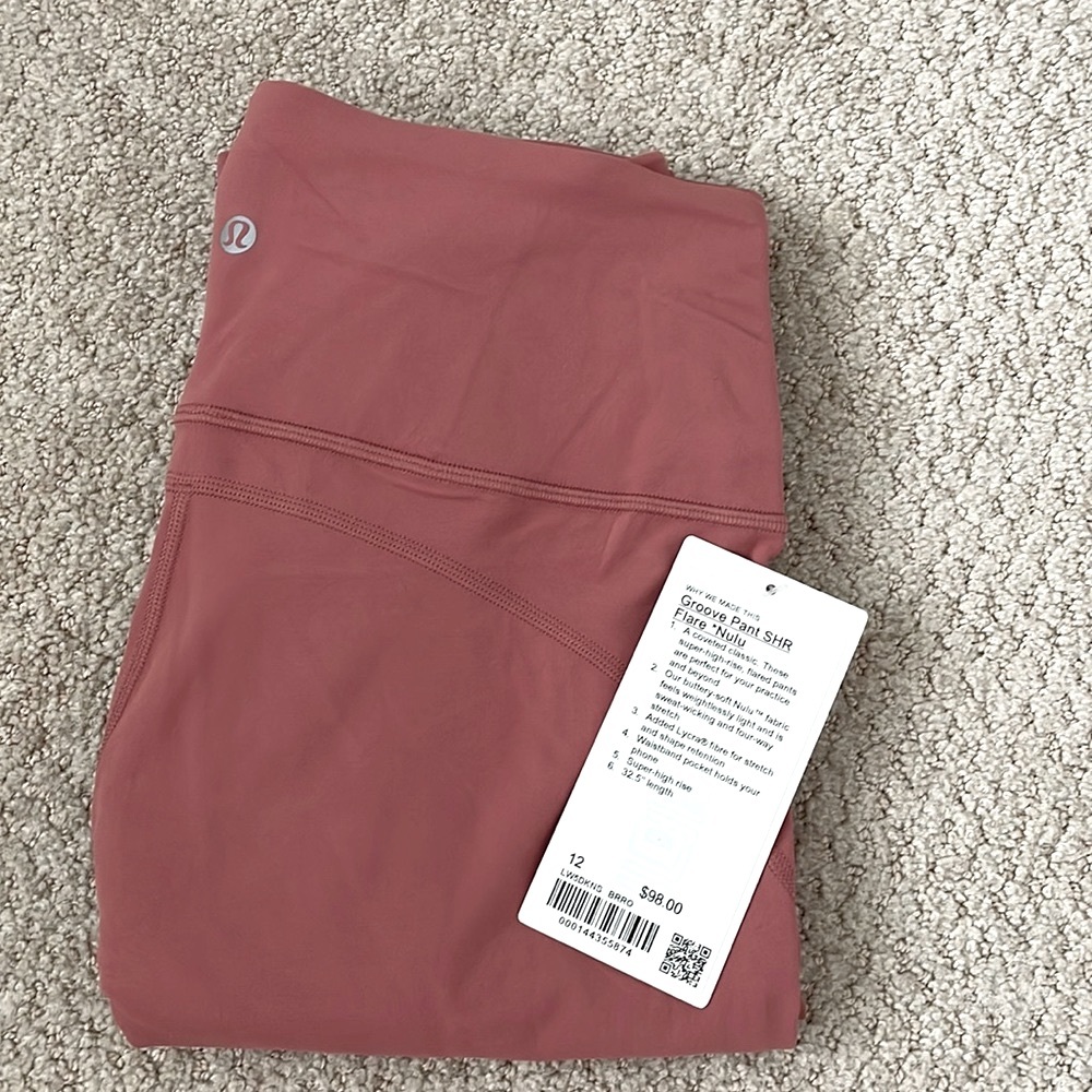 NWT Lululemon Groove Pant Flare Super High-Rise *Nulu Brier Rose Size 12